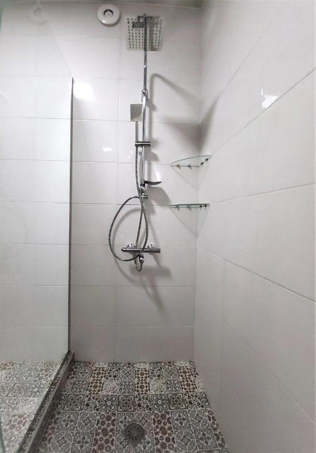Avlabari Apartment - New One Tbilisi Exteriör bild